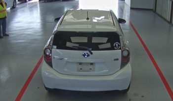 2013 Toyota Prius C FWD JTDKDTB37D1539057 full