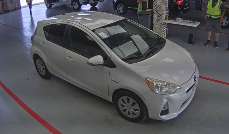 2013 Toyota Prius C FWD JTDKDTB37D1539057 full