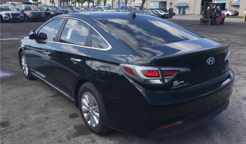 2016 HYUNDAI Sonata KMHE24L1XGA016668 full