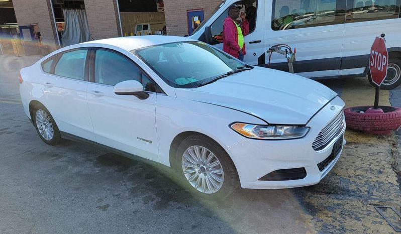 2015 Ford Fusion S Hybrid FWD 3FA6P0UU8FR158023 full