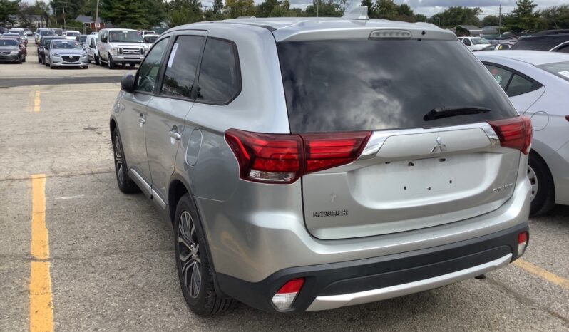 2018 Mitsubishi Outlander ES JA4AD2A3XJJ000722 full