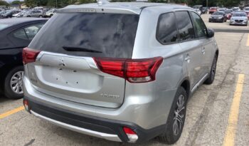 2018 Mitsubishi Outlander ES JA4AD2A3XJJ000722 full