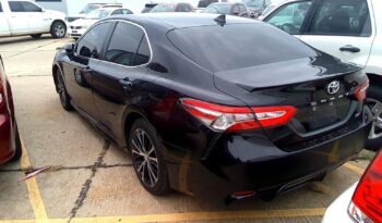 2019 Toyota Camry LE FWD 4T1B11HK3KU227451 full