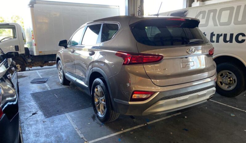 2019 Hyundai Santa Fe FWD 5NMS23AD7KH038432 full