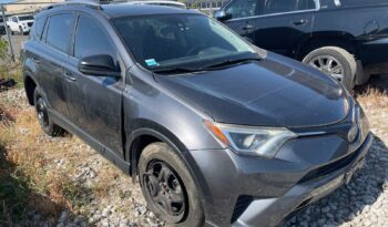 2017 Toyota RAV4 LE JTMZFREV6HJ122155 full