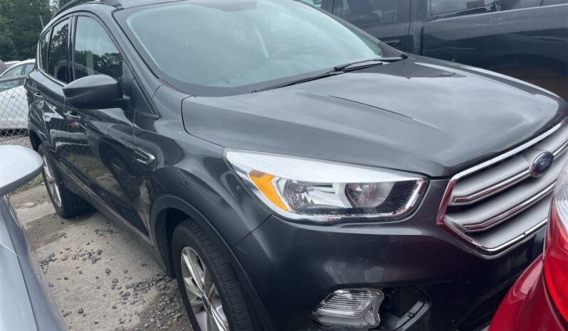 2018 Ford Escape SE 4WD 1FMCU9GD1JUC40713 full