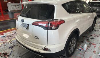 2017 Toyota RAV4 Hybrid XLE AWD JTMRJREV6HD090871 full