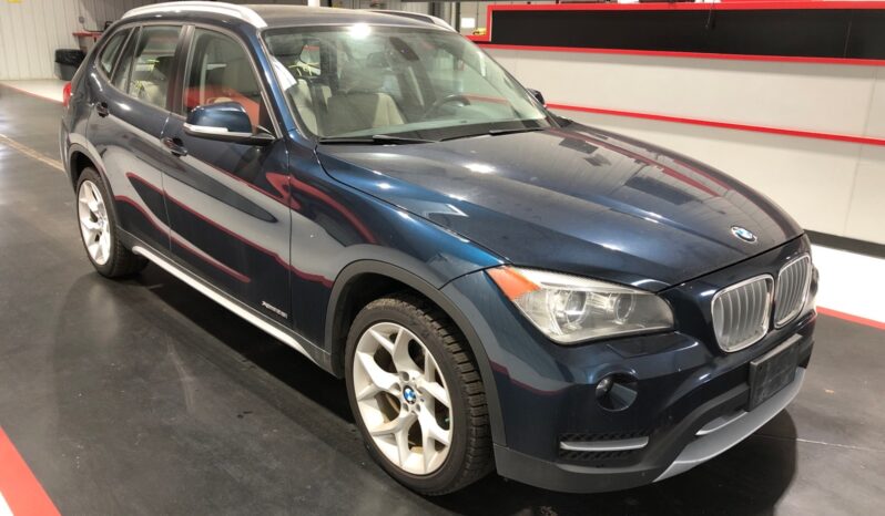 2014 BMW X1 AWD WBAVL1C57EVY10078 full