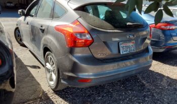 2014 Ford Focus SE FWD 1FADP3K20EL277725 full