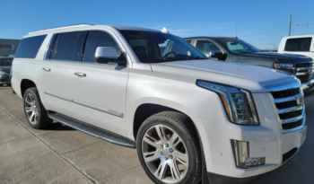 2017 Cadillac Escalade ESV 4WD 4dr Luxury 1GYS4HKJ3HR185194 full