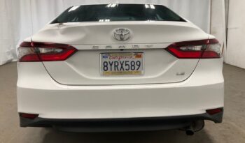 2022 Toyota Camry LE FWD 4T1C11AK4NU007951 full