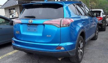 2017 Toyota RAV4 XLE FWD JTMWFREV4HJ710719 full