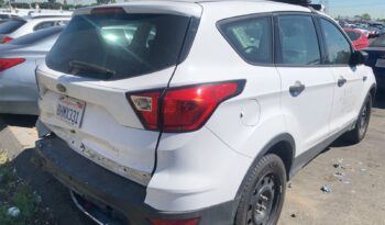 2019 Ford Escape S FWD 1FMCU0F76KUA63696 full