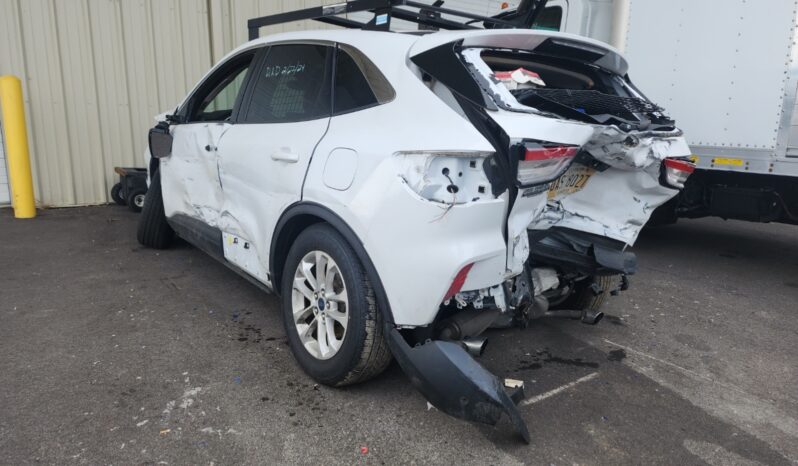 2020 Ford Escape SE FWD 1FMCU0G68LUB79893 full