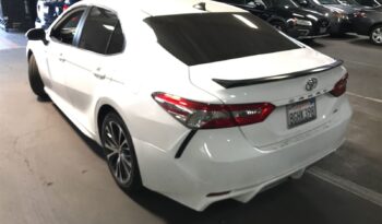 2019 Toyota Camry SE FWD 4T1B11HK9KU173301 full