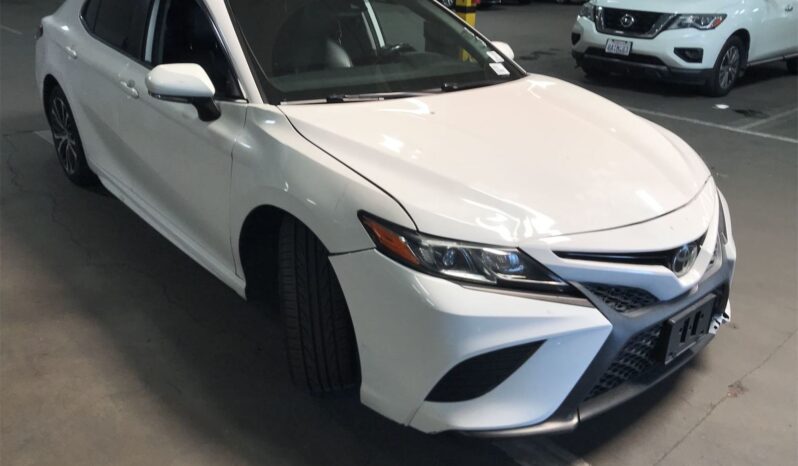 2019 Toyota Camry SE FWD 4T1B11HK9KU173301 full