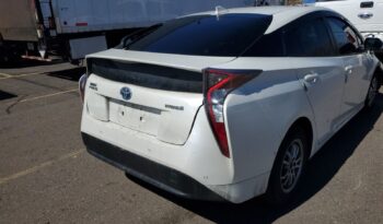 2018 Toyota Prius Two FWD JTDKBRFU5J3070305 full