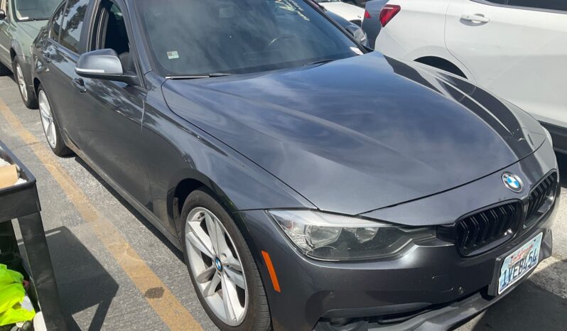 2016 BMW 3-Series 320i RWD WBA8A9C5XGK616456 full