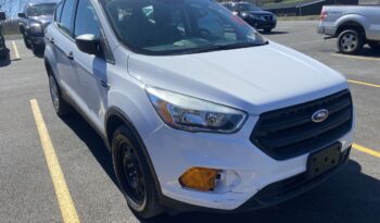 2017 Ford Escape S FWD 1FMCU0F71HUA25155 full