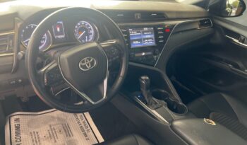 2018 Toyota Camry SE FWD 4T1B11HK2JU064824 full